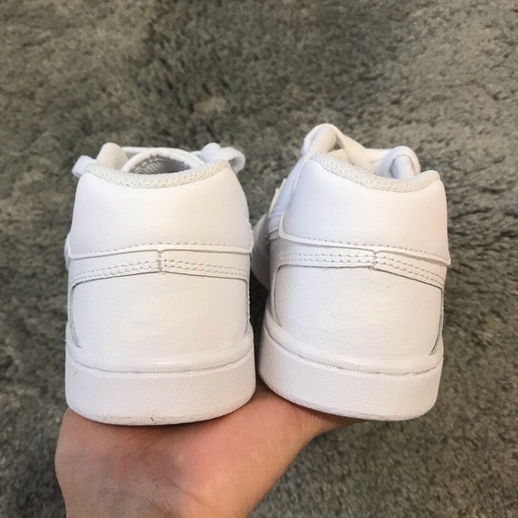 Nike Shoes - Picture 11 of 15